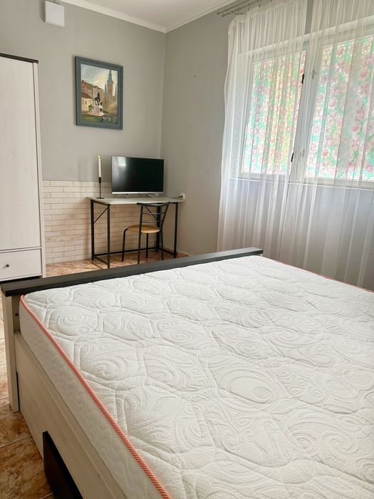 «ЛАД» — кв.-студія в центрі