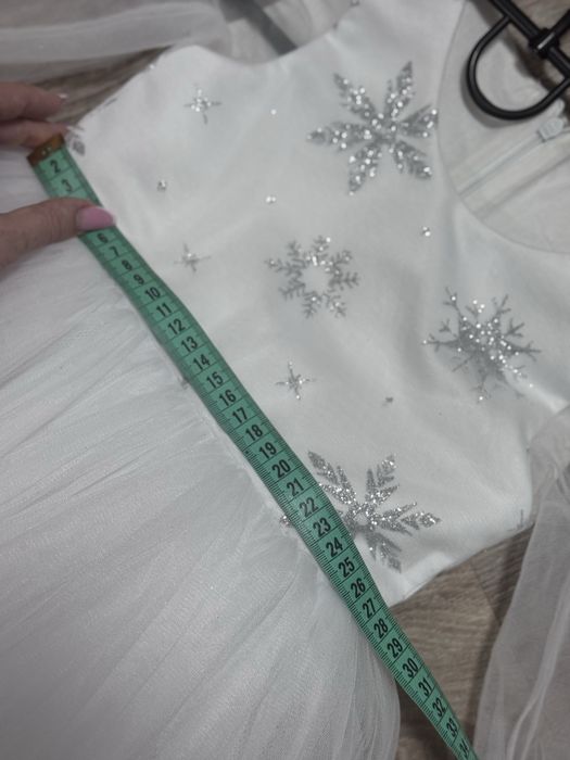 Плаття-сніжинка