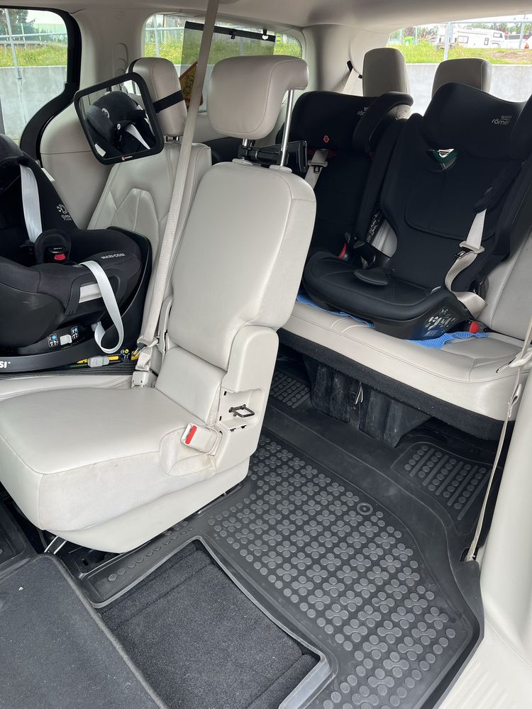 Chrysler Pacifica 8 osób Touring L