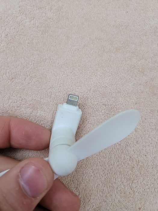 Портативный вентилятор Ligthning