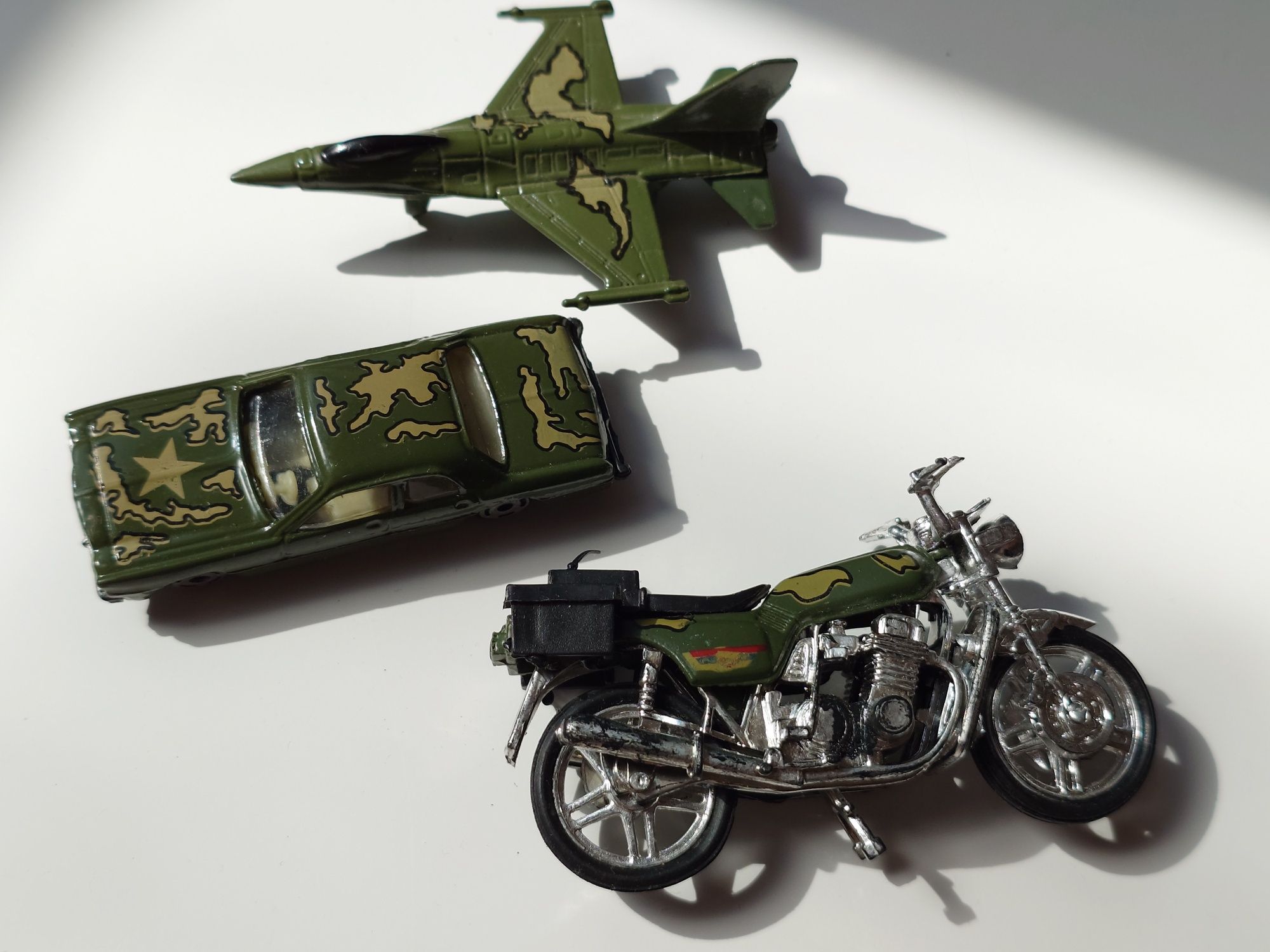 3 stare modele motocykl Honda Hot Weels samolot samochód vintage