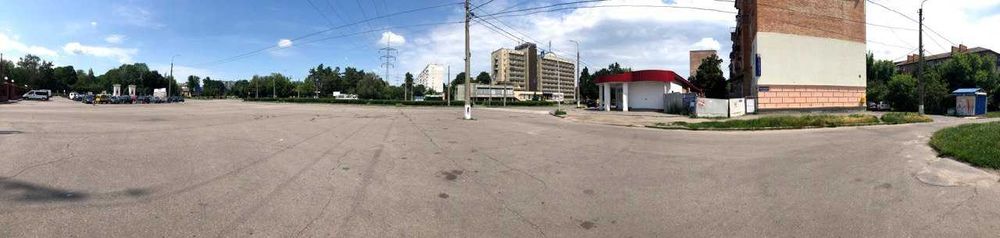 114м2 - район центр.входу в парк Олександрія