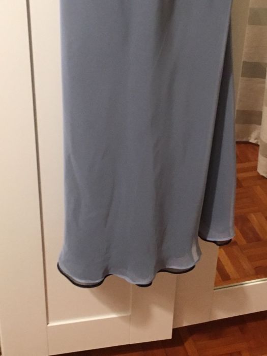 Vestido de festa em azul