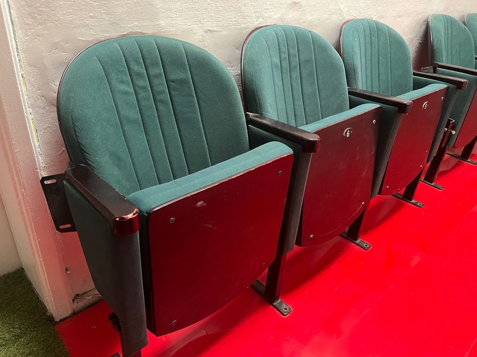 Super FOTELE Teatralne/Kinowe stan BDB