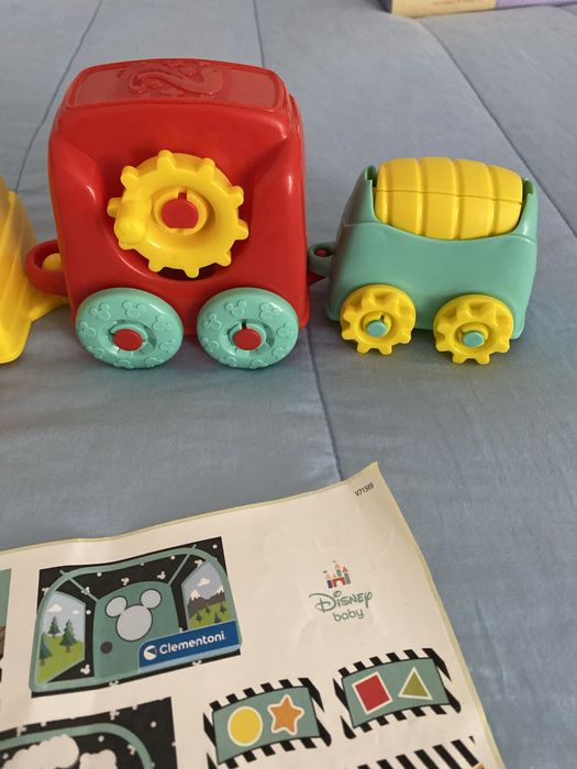 Comboio brincar bebé  - Clementoni disney baby