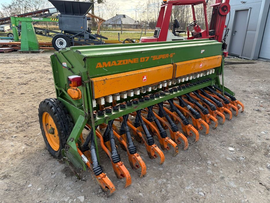 Siewnik zbożowy Amazone D7 typ 30 Super S