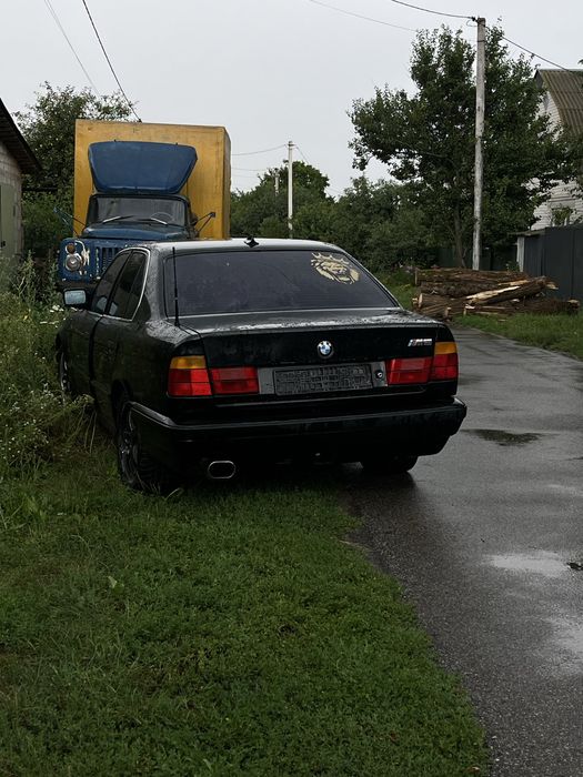 BMW E34 M20B25.