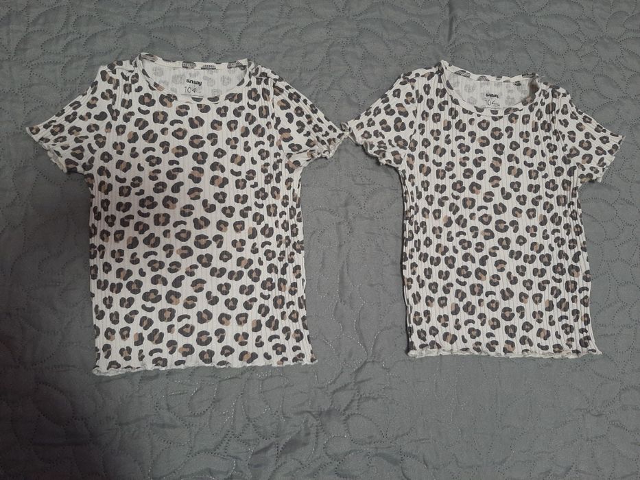 Dwie koszulki dla dziewczynek