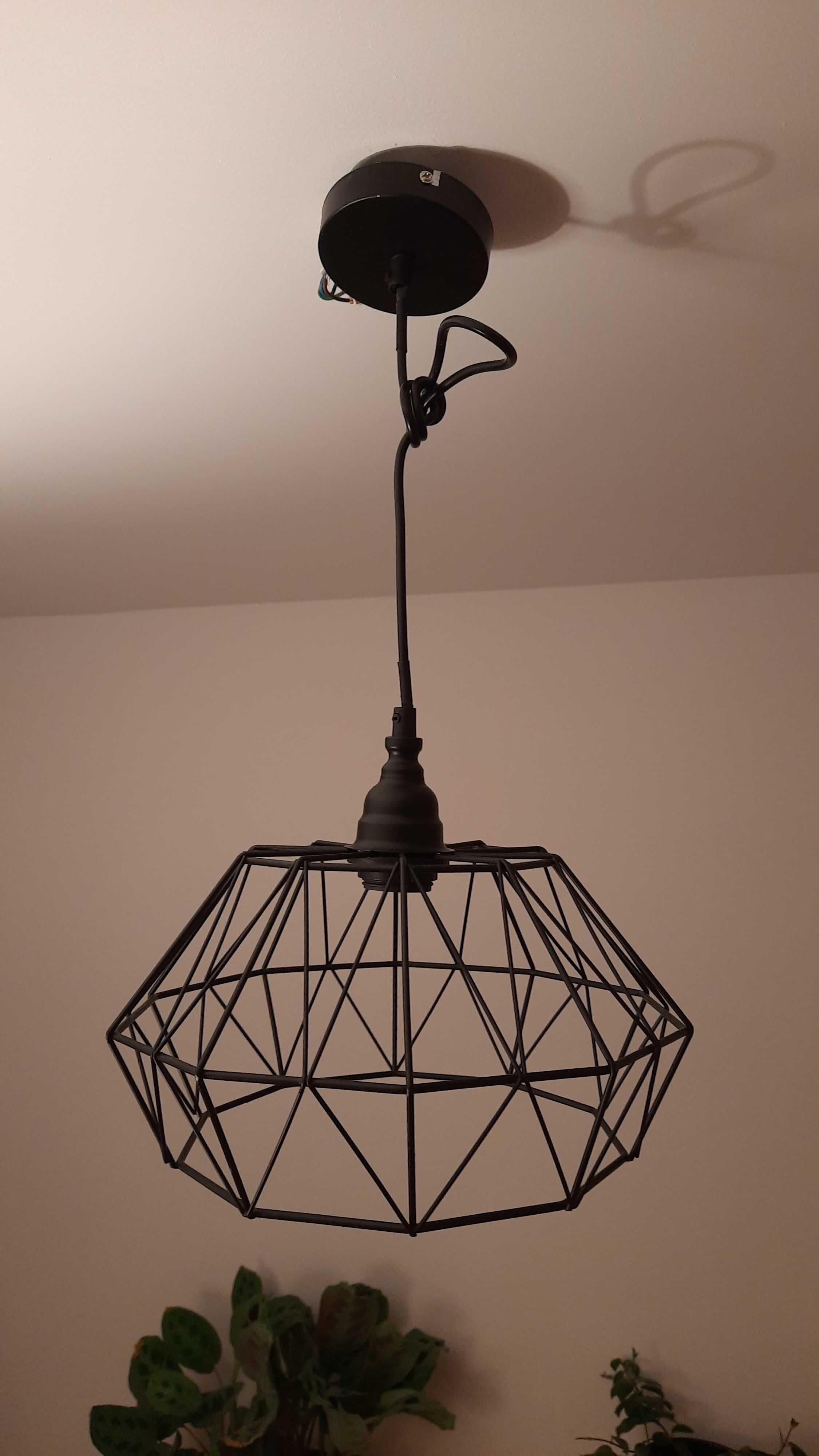 Lampa w stylu loft