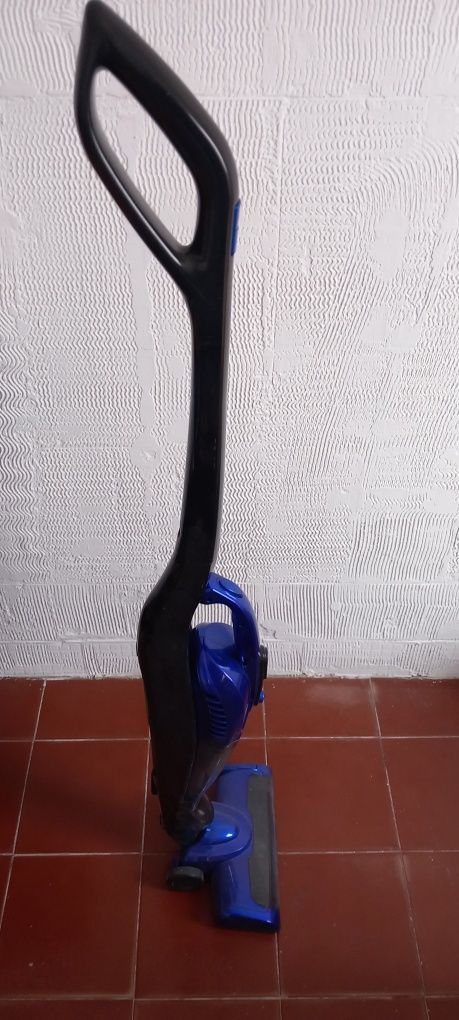 Aspirador vertical 2 em 1