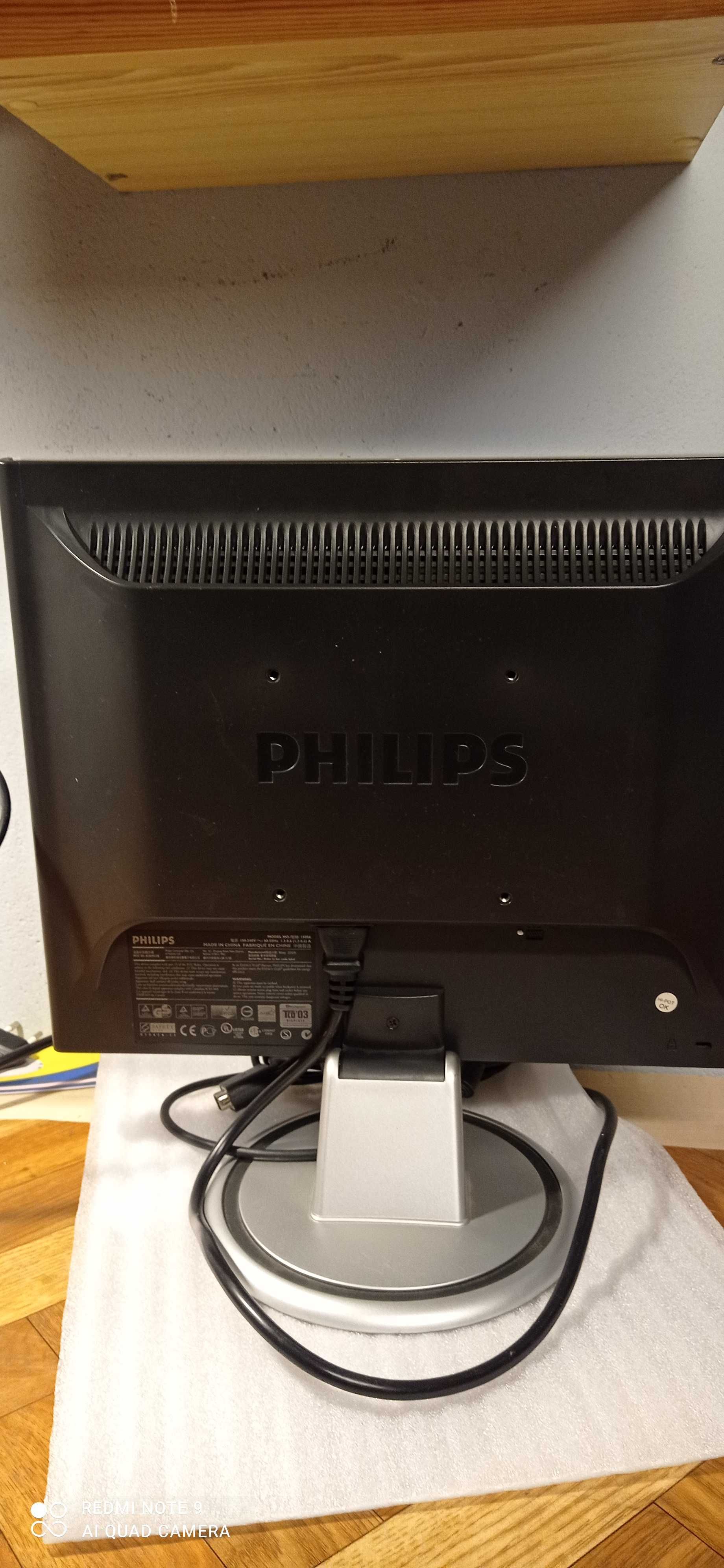 Monitor Philips 15" stan idealny