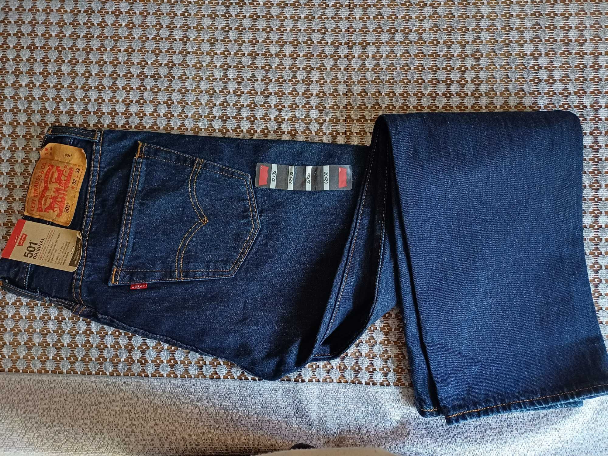 Spodnie męskie Levis 501 - nowe.