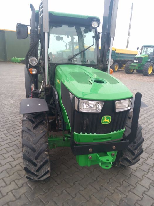 John Deere 5075 GN,GE ( sadowniczy ,ogrodniczy)