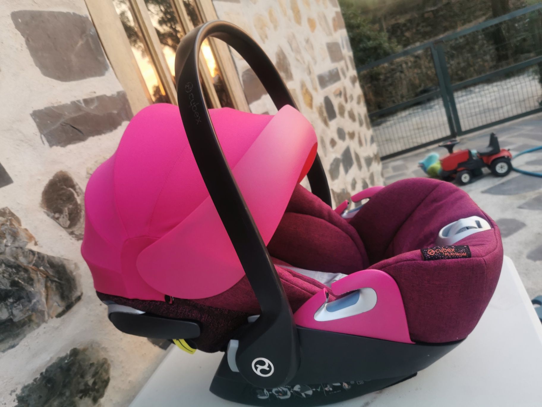 Ovo cybex cloud zi size plus passion pink purple