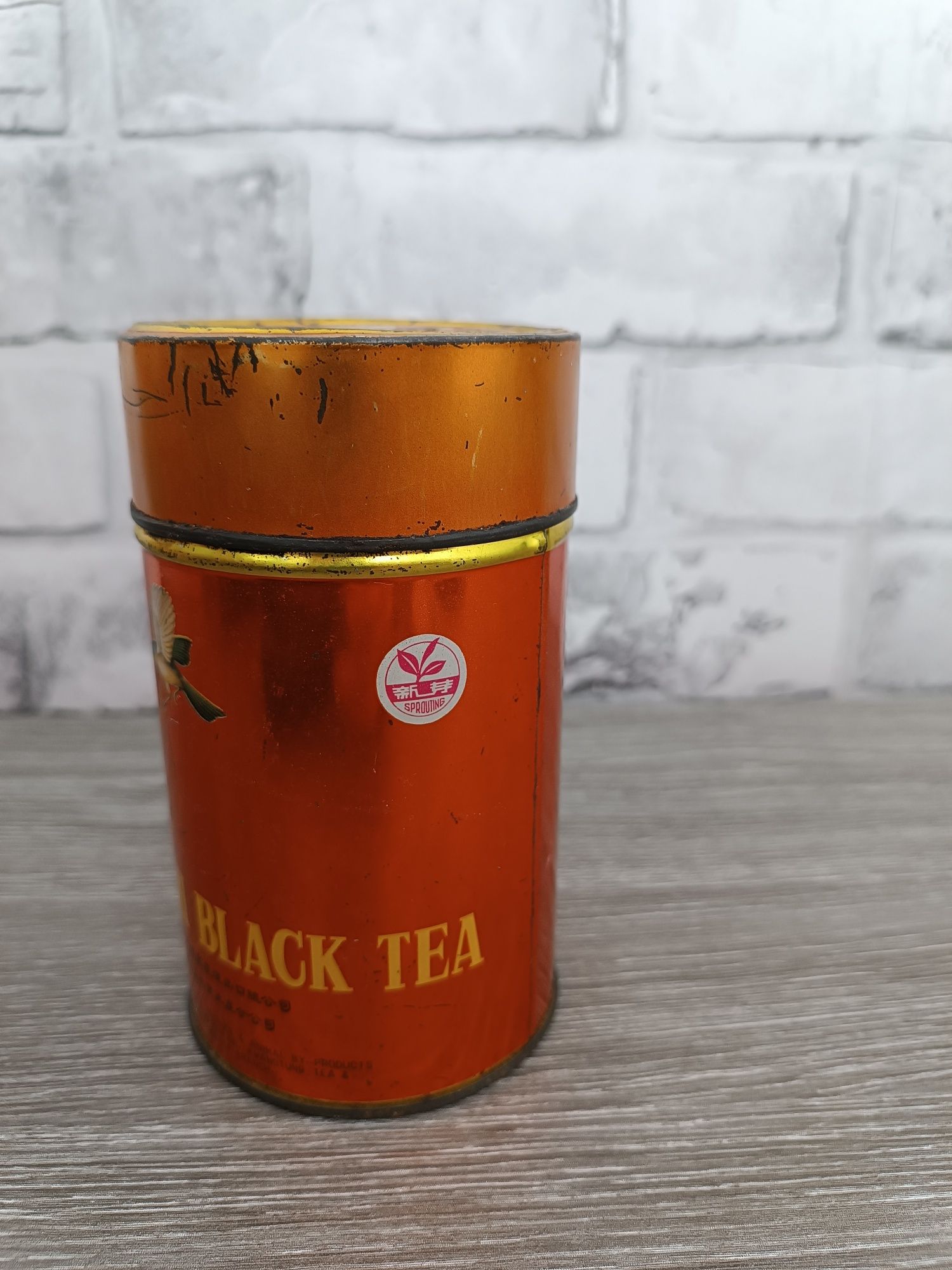 Puszka Yingteh Black PRL