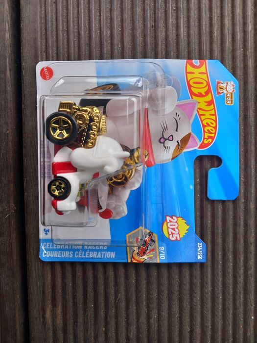 Hot Wheels Main Feline Lucky Machający Kotek