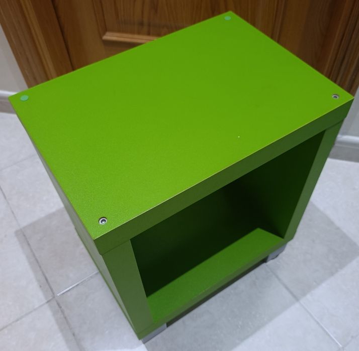 Mesinha de Cabeceira-Verde-IKEA