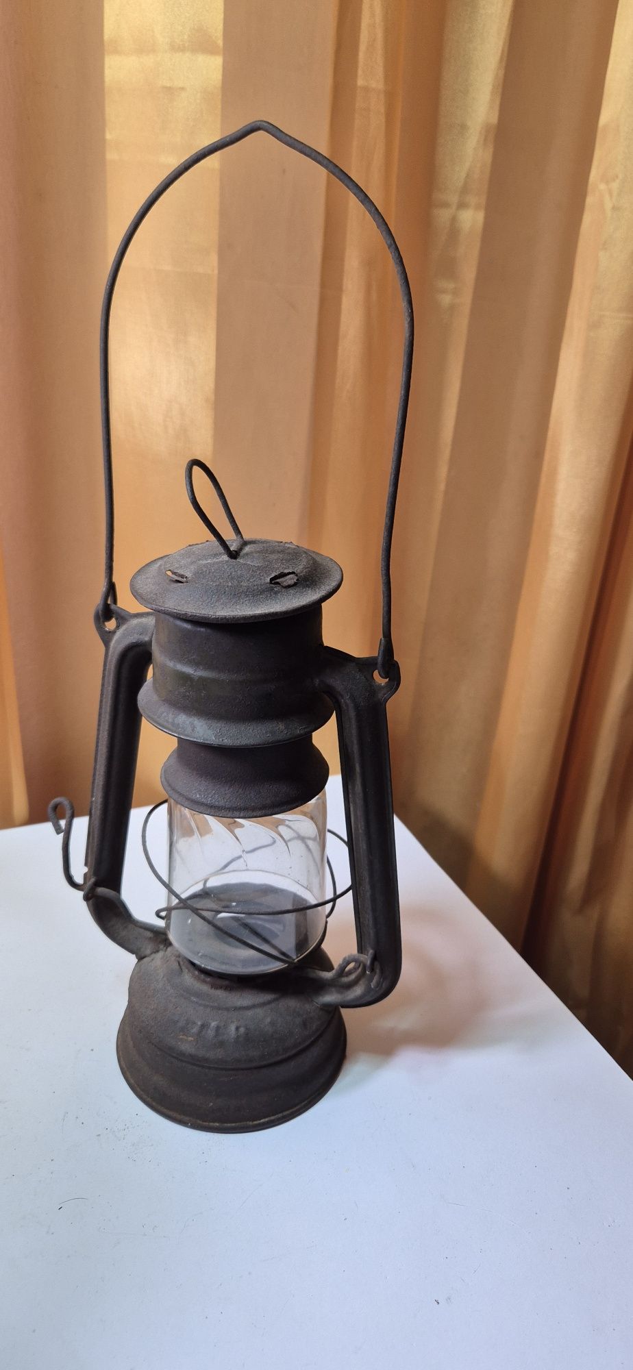 Stara lampa naftowa Jupiter starocia PRL