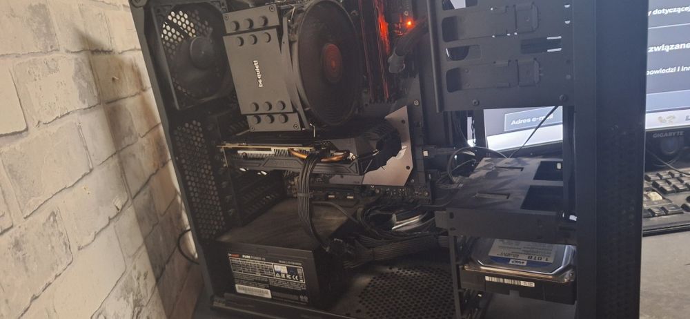 Komputer gamingowy i7 8700k 16gb