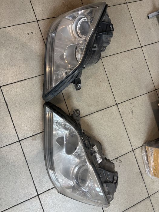 Фары передние Мерседес GL 450 2012 года 1648205159