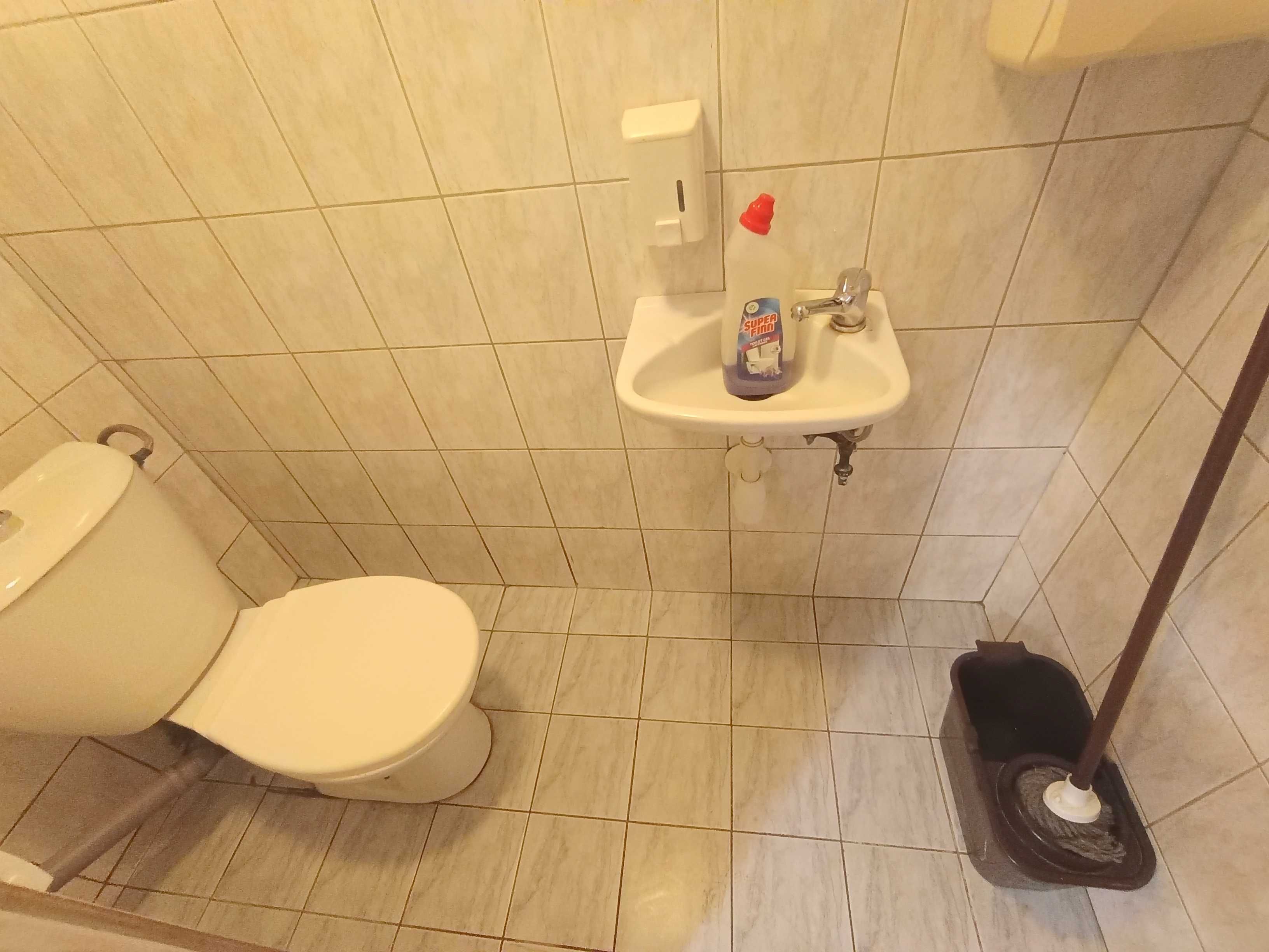 Lokal Witryna 23m2 + Piwnica 23m2 ul.Krowoderska/ul.Szlak Stare Miasto