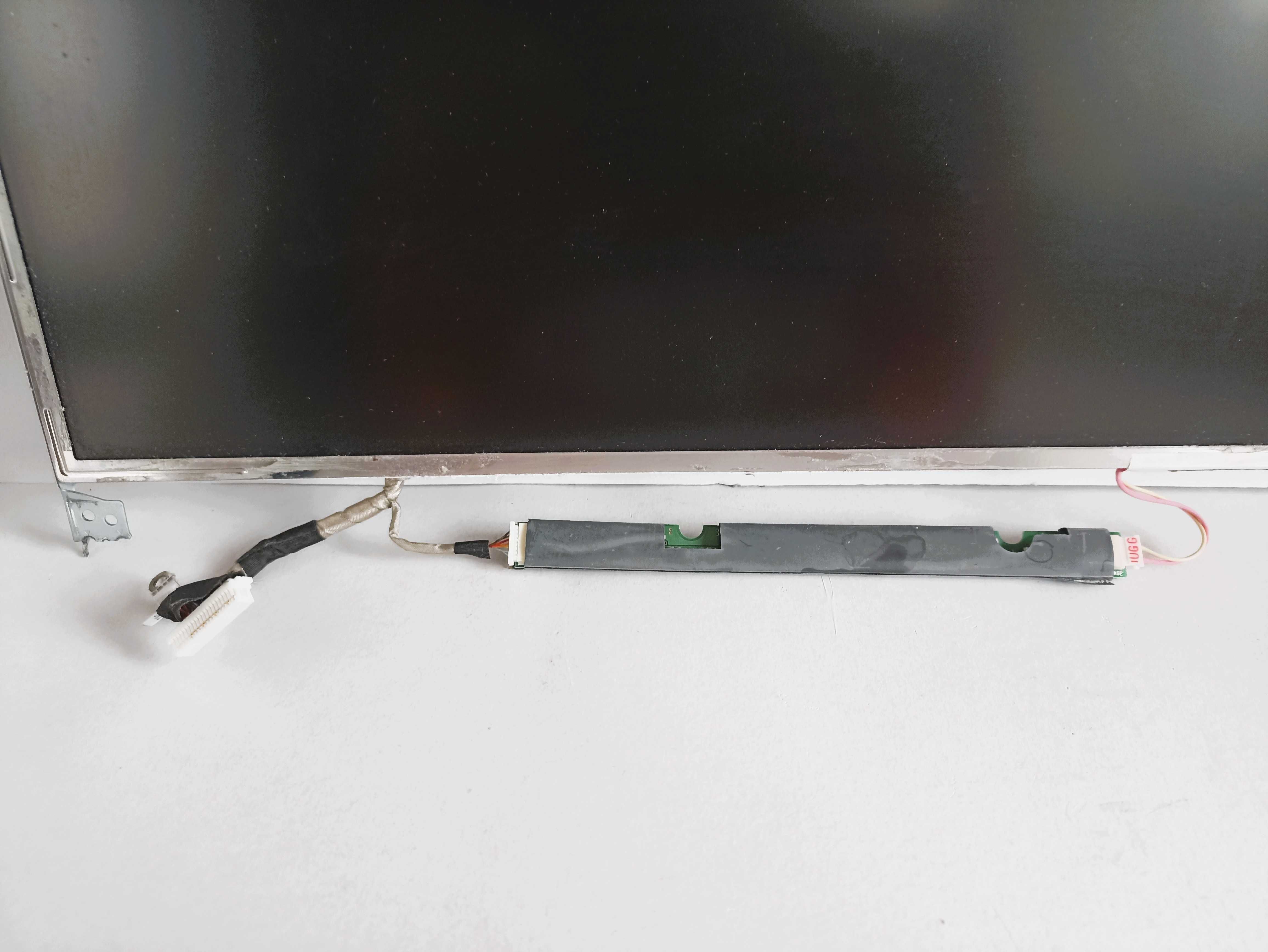 Monitor matryca LCD 15,4 cala WXGA matowa kabel listwa ramka stan bdb