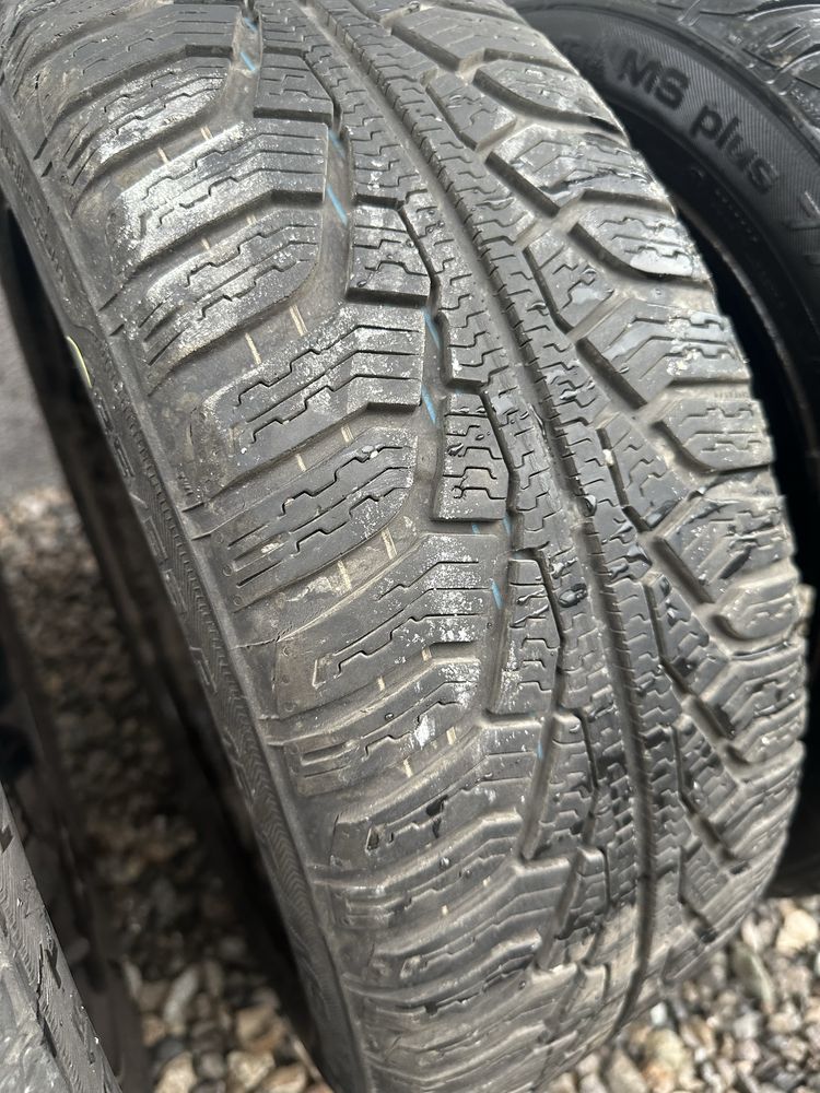 Opony koła Uniroyal 185/55 R 15 - zimowe - stan bardzo dobry!
