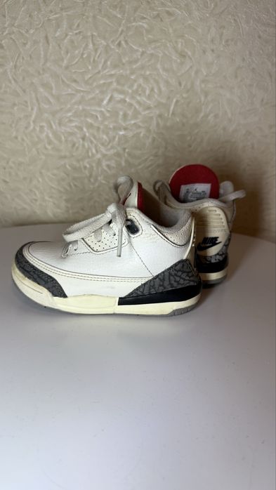 Кросівки дитячі Jordan Nike (оригінал) розмір 22 устілка 12 см