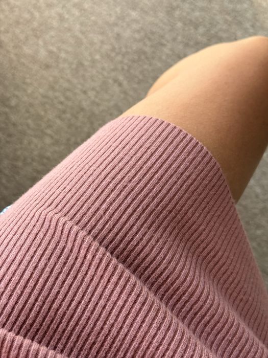 Сукня тепла, рожевого кольору