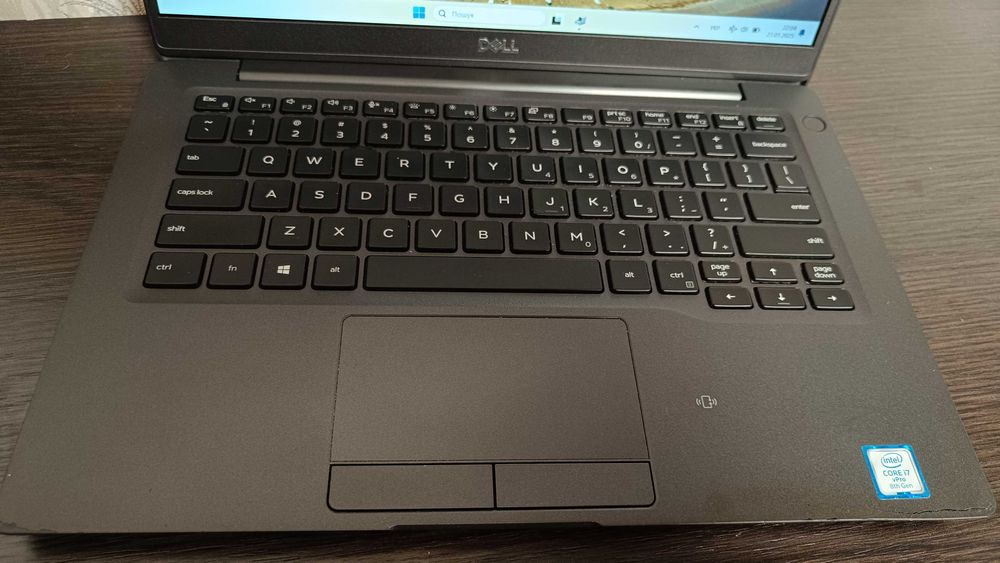 Ноутбук Dell Latitude 7300 i7 8 покоління / 16Гб DDR4/NVMe 256 ГБ