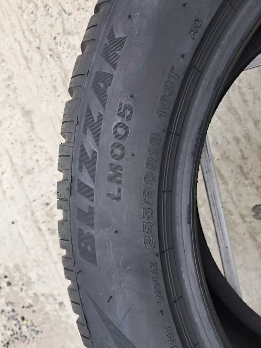 Резина зима 80% протектор Bridgestone 255/50 R19 Blizzak LM005 2xSEAL