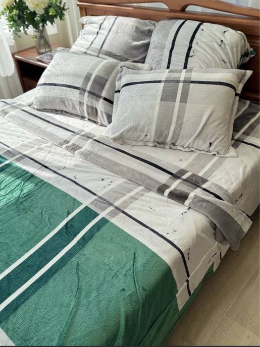 Постільна білизна велюр євро розмір з 4 наволчками