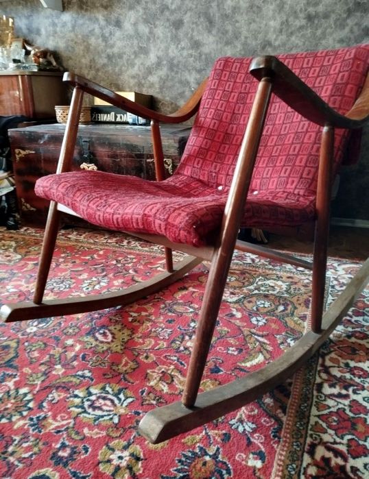 Кресло качалка винтажное