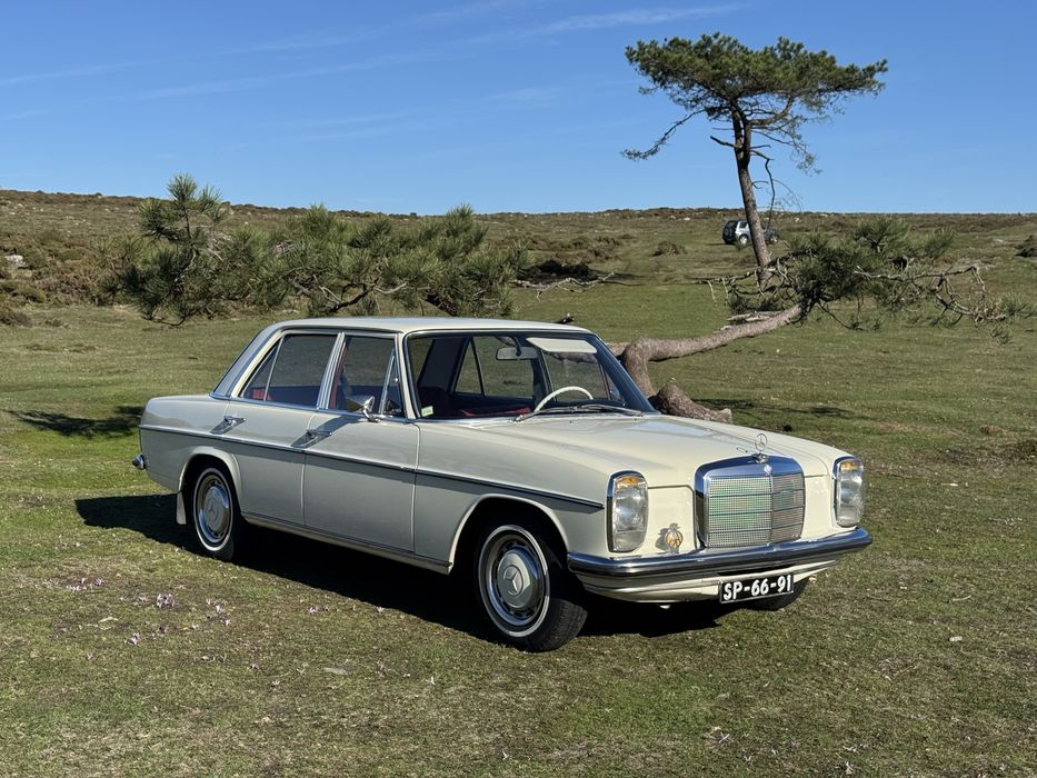 Mercedes w115 (excelente estado)