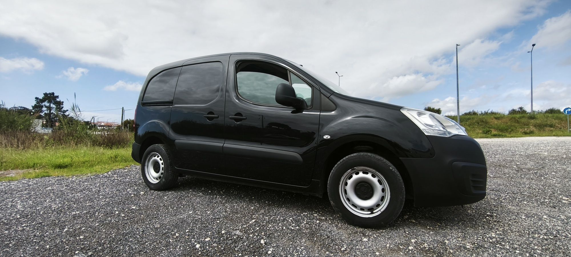 Vendo Peugeot partner 3 lugares