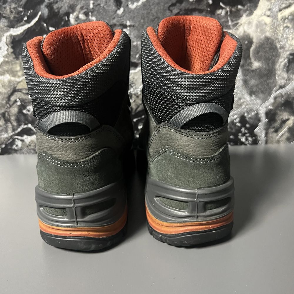 Черевики чоловічі Lowa Toro 2 Gore-Tex 43р