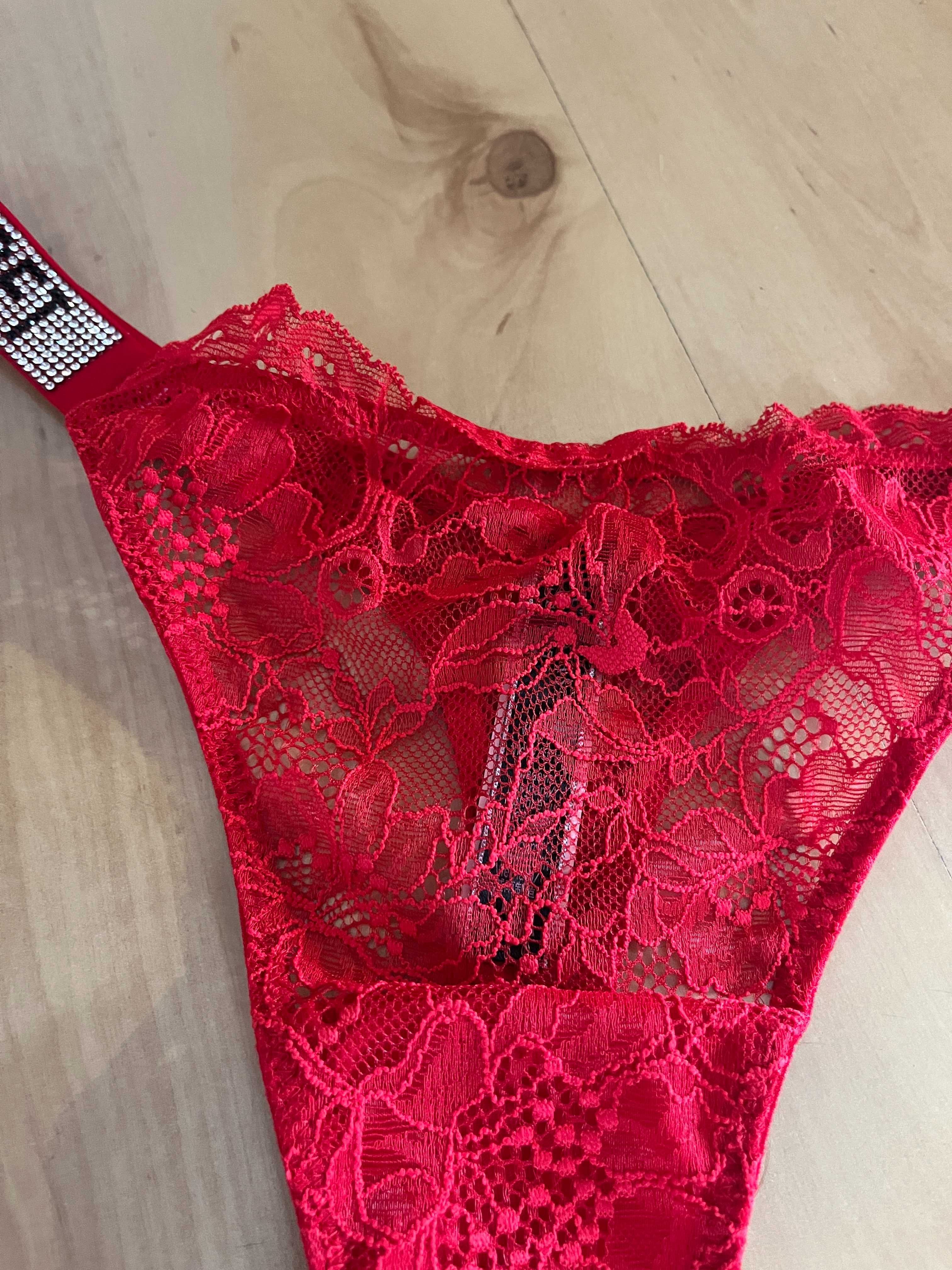 czerwone koronkowe majtki stringi z kryształkami Victoria's Secret r S