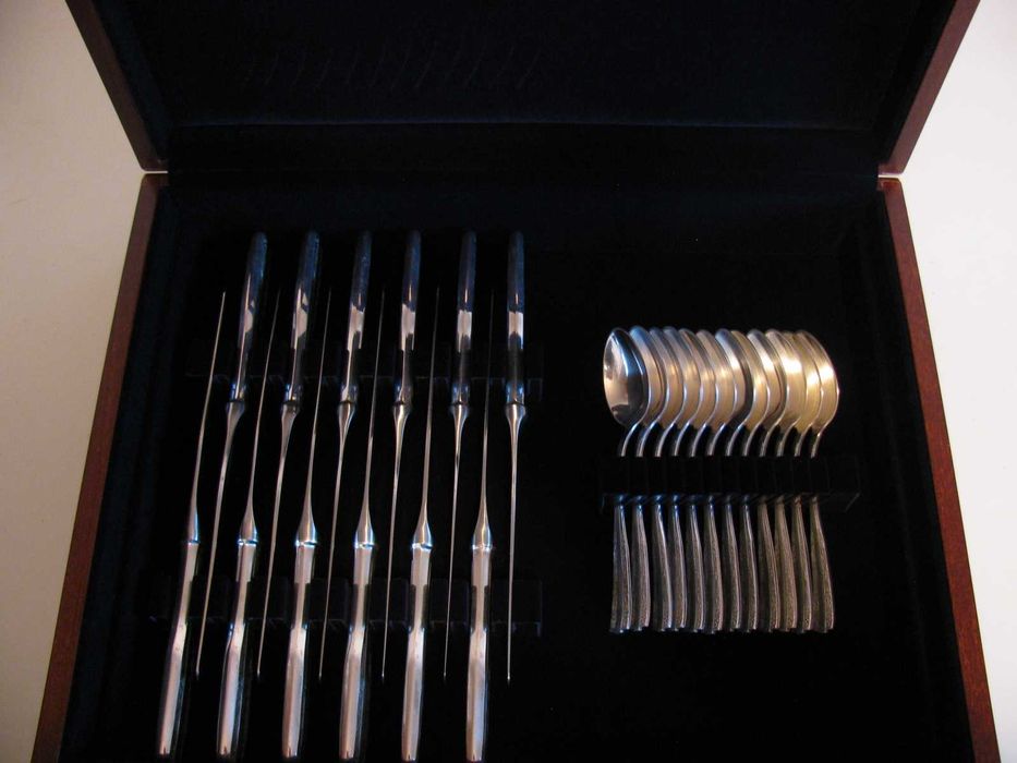 Zestaw srebrnych sztućców Hefra