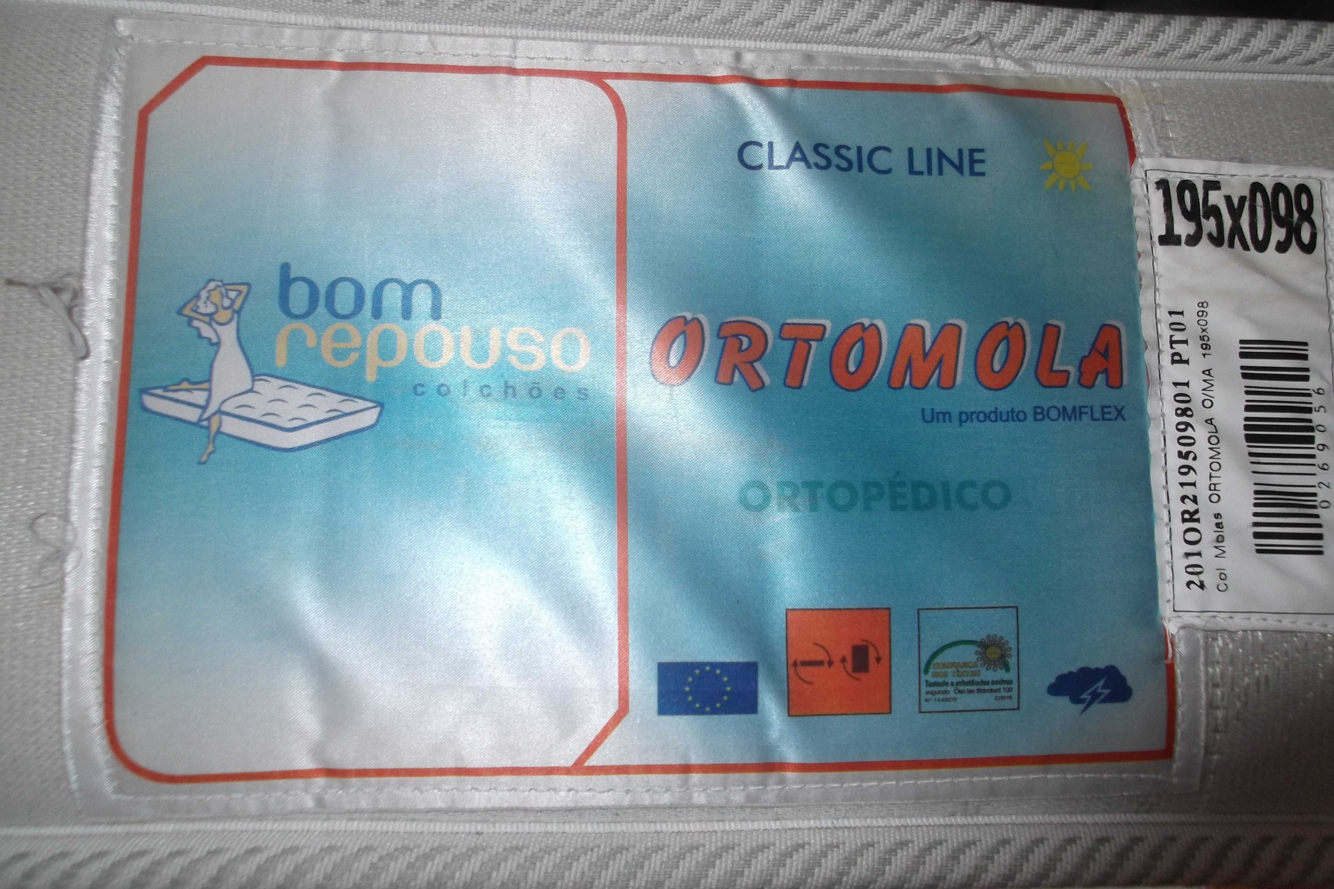 Cama Solteiro ou Casal (com Colchões)