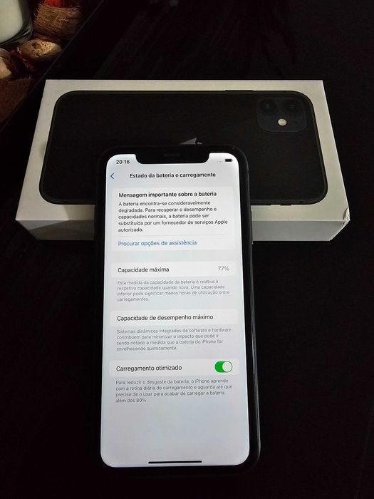 Iphone 11 128Gb.  77% Bateria.  Muito bom.