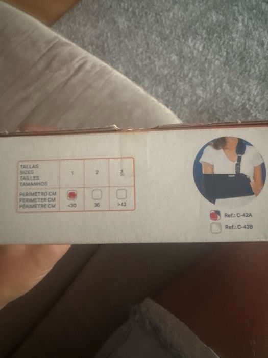 Cabestrilho. Suporte braço partido tamanho 1 Novo