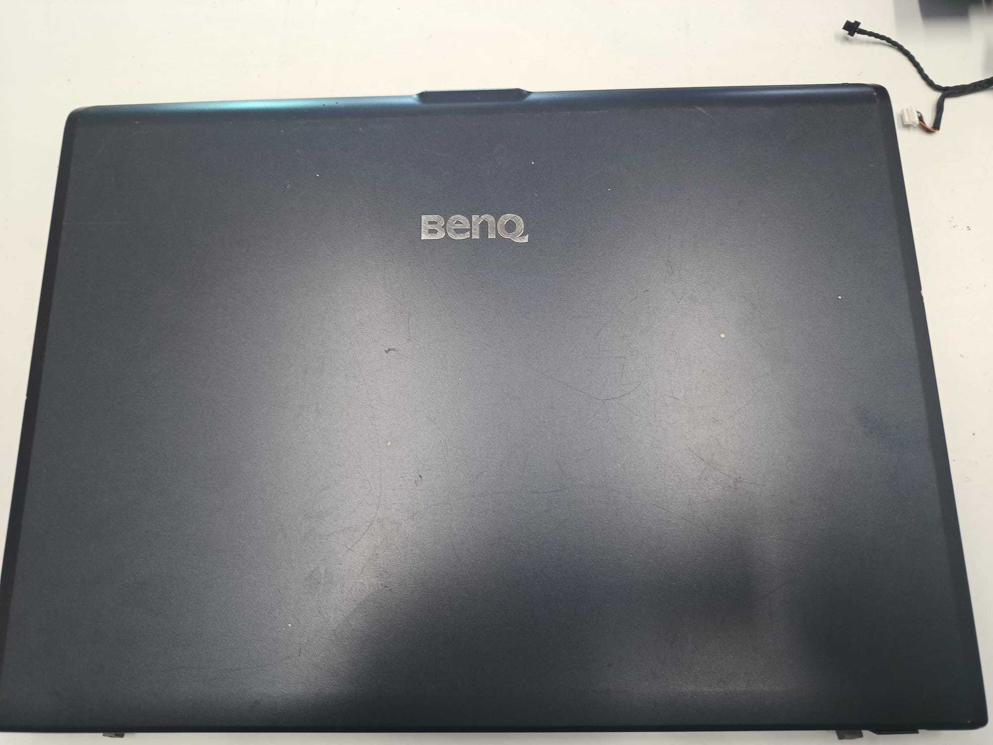 Klapka matrycy Benq Joybook R55E.