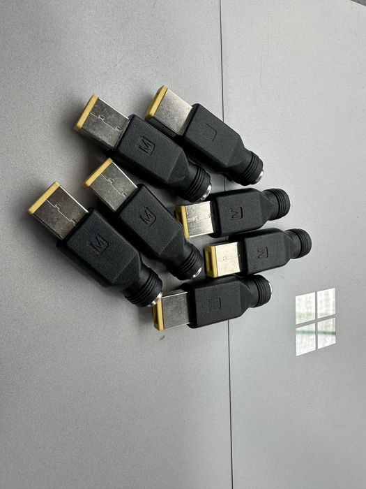 Переходник ноутбук LENOVO.