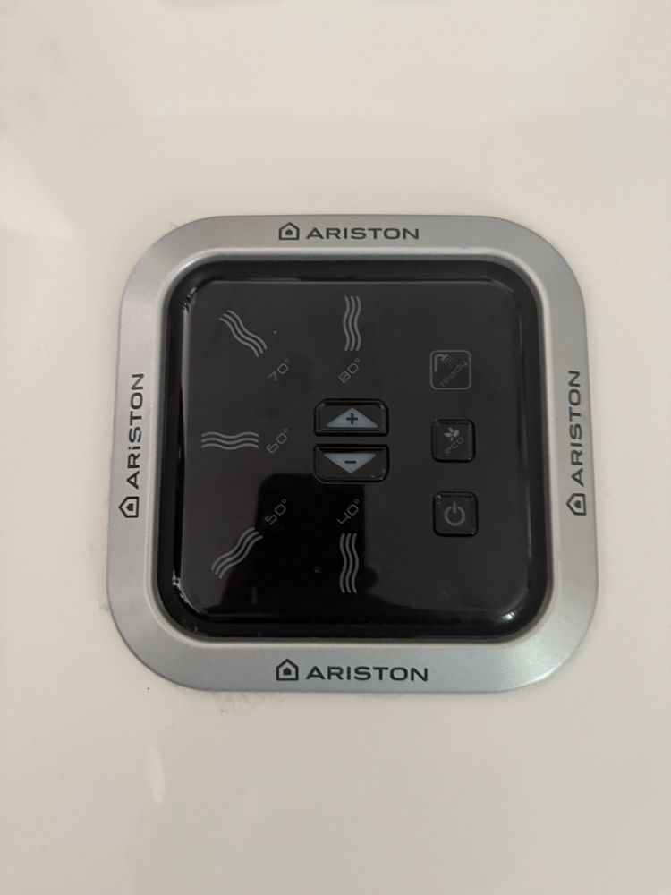 Bojler Ariston Velis 65 l, (nominalnie 80l)sprawny