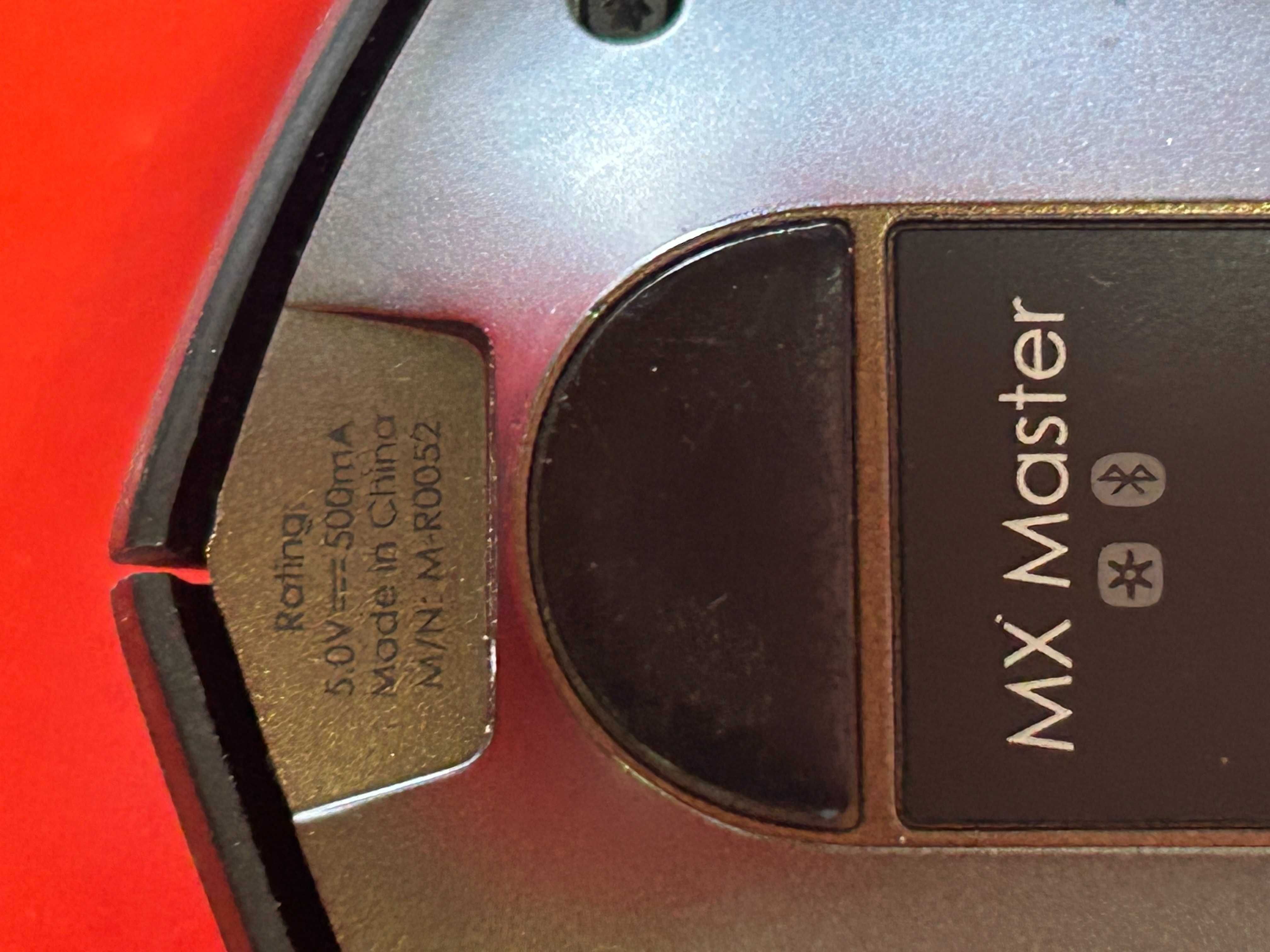 LOGITECH mx master m-r0052 bluetooth