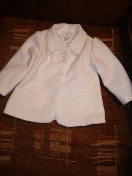 Płaszczyk jesienny kurteczka płaszcz biały 9-12 miesięcy