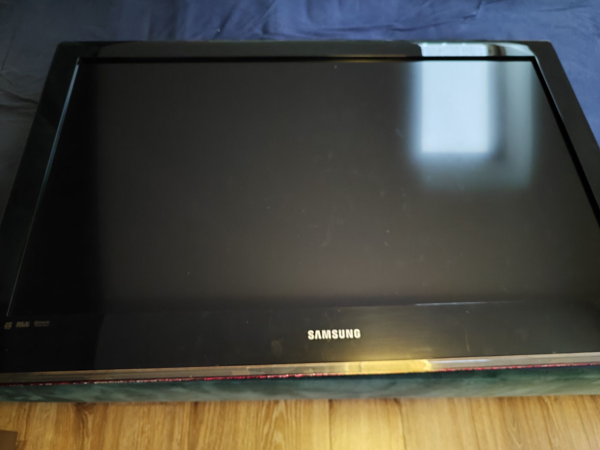 Telewizor LCD Samsung 37 .  LE37B530P7WXXH