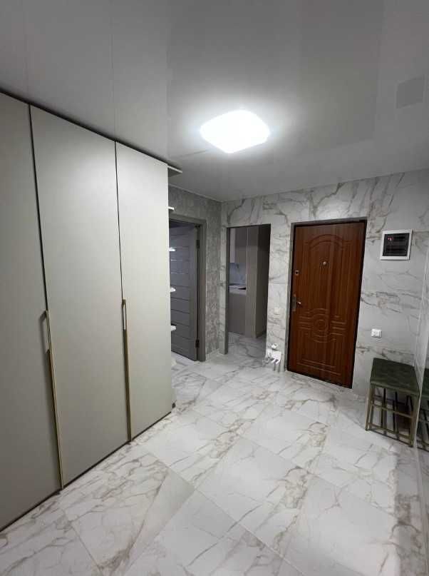 Продаж 3к квартири 65 кв. м на вул. Пирогова