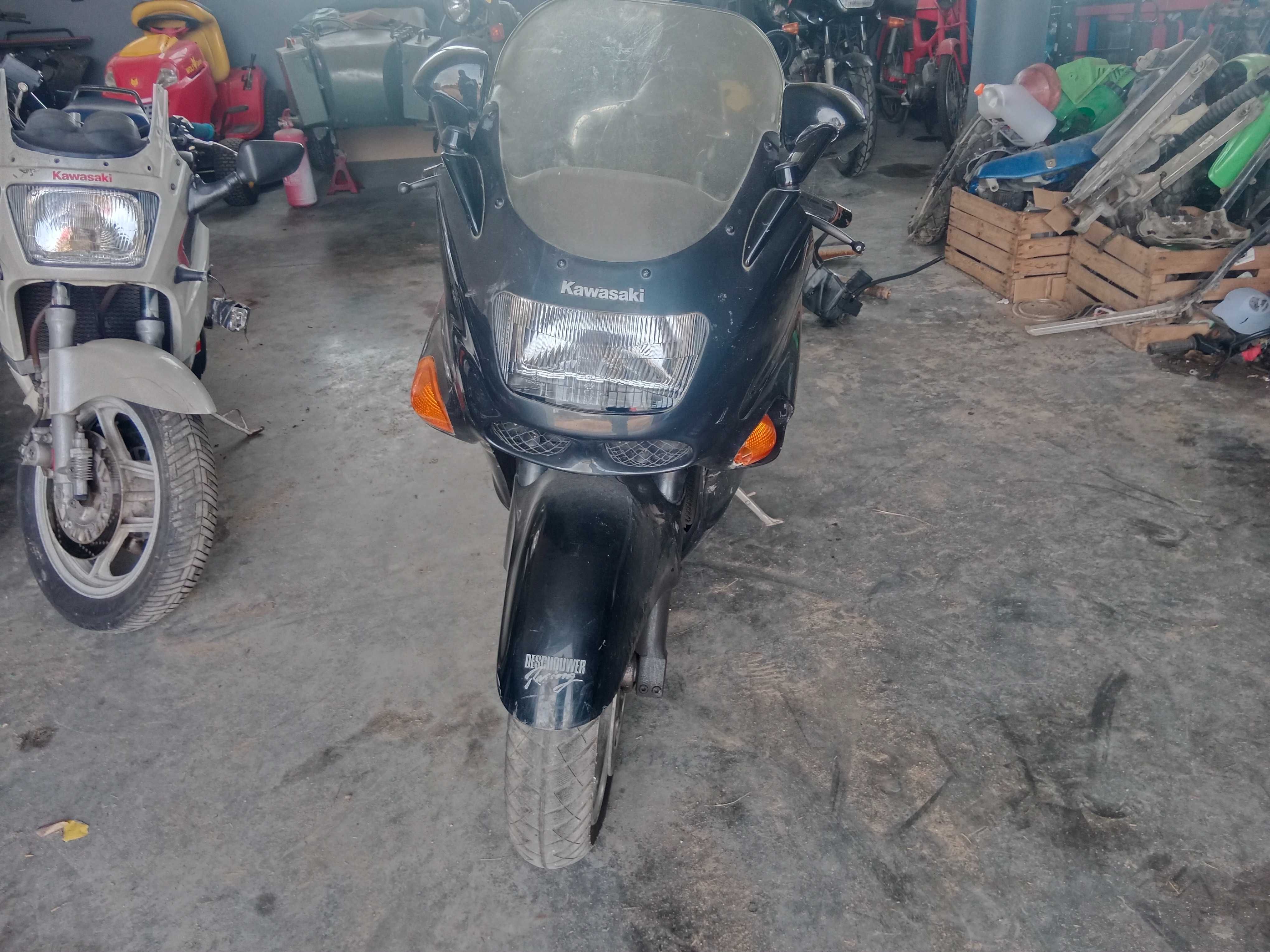 kawasaki zzr1100 zzr 1100 silnik lagi gaźniki bak moduł koło części