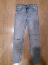 Spodnie damskie jeansowe Pull&Bear rozm. 38